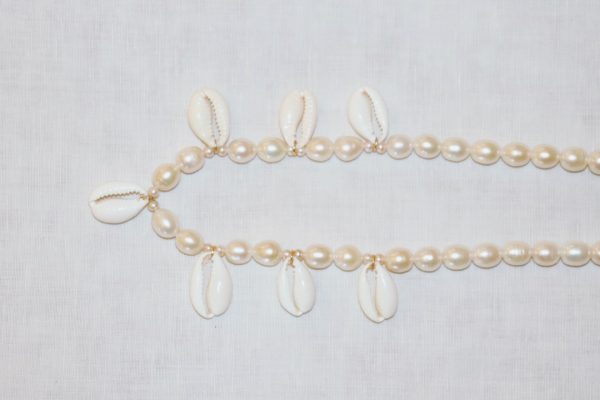 Tamarin Pearl and Shell Necklace - Image 5