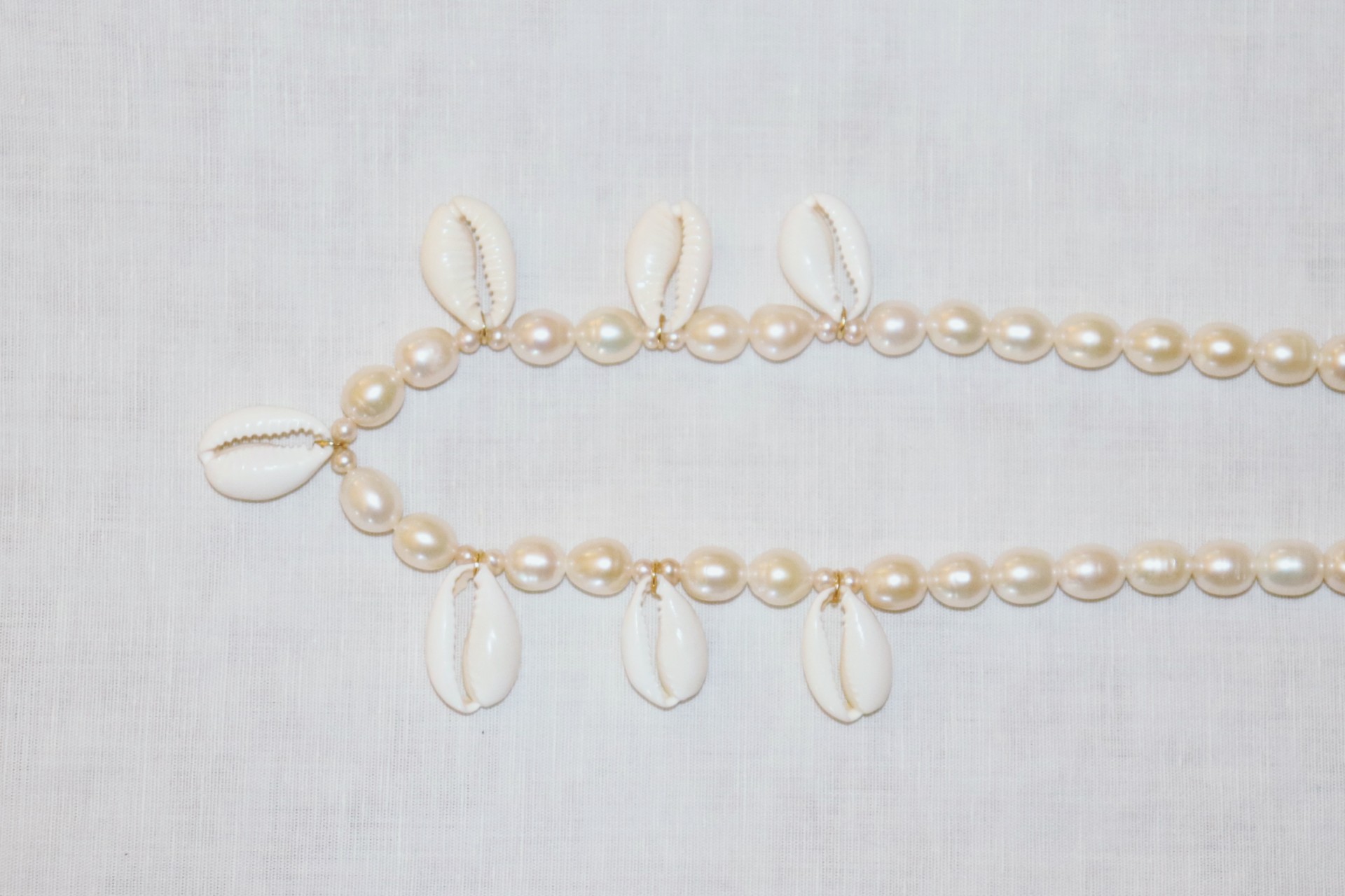 Tamarin Pearl and Shell Necklace - Image 5