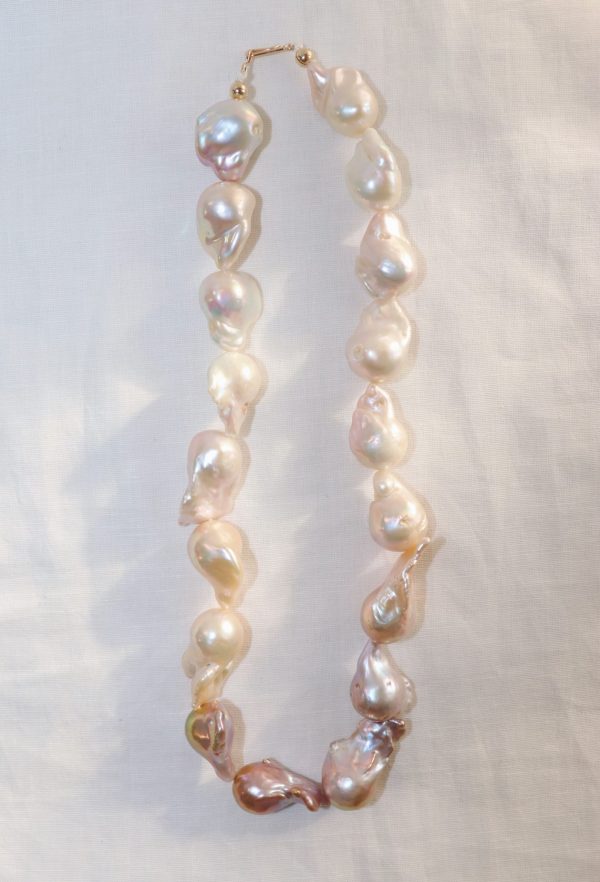 Angelina Baroque Pearl Necklace - Image 5